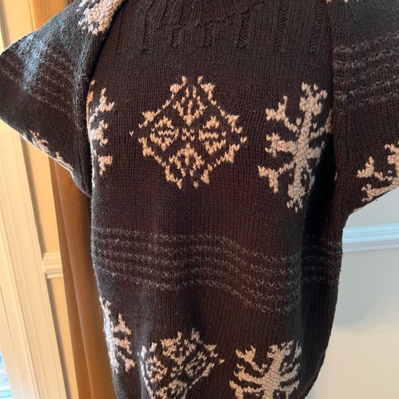 JEFFREY BANKS – 100% Wool Hand Knit Long Sleeve Sweater as Women’s SKI SWEATER - Picture 4 of 9